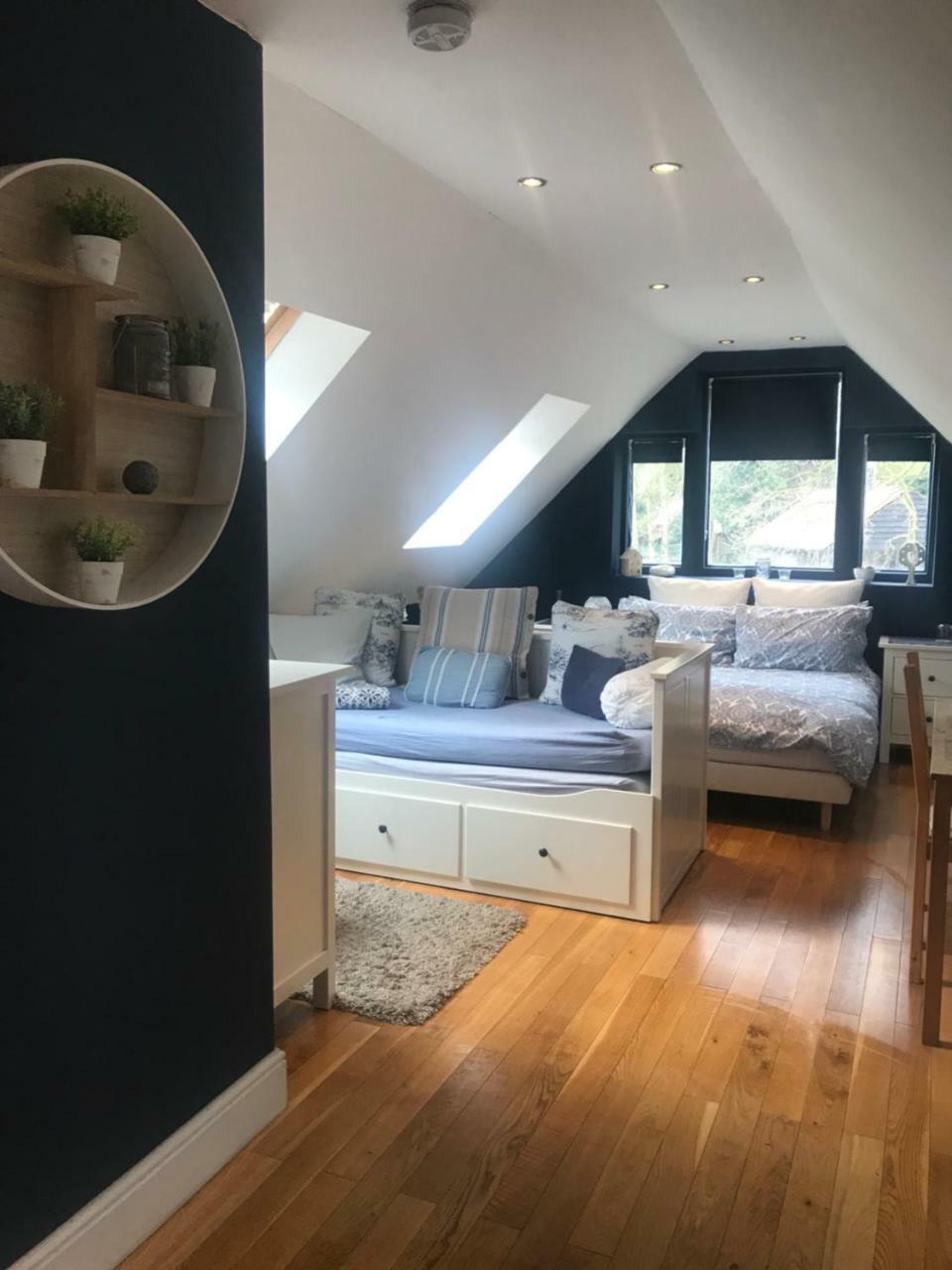 Tollgate Lodge - Private Studio Apartment Bury St. Edmunds Luaran gambar